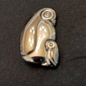 Vintage (1980’s) signed LC Liz Claiborne momma penguin with baby brooch